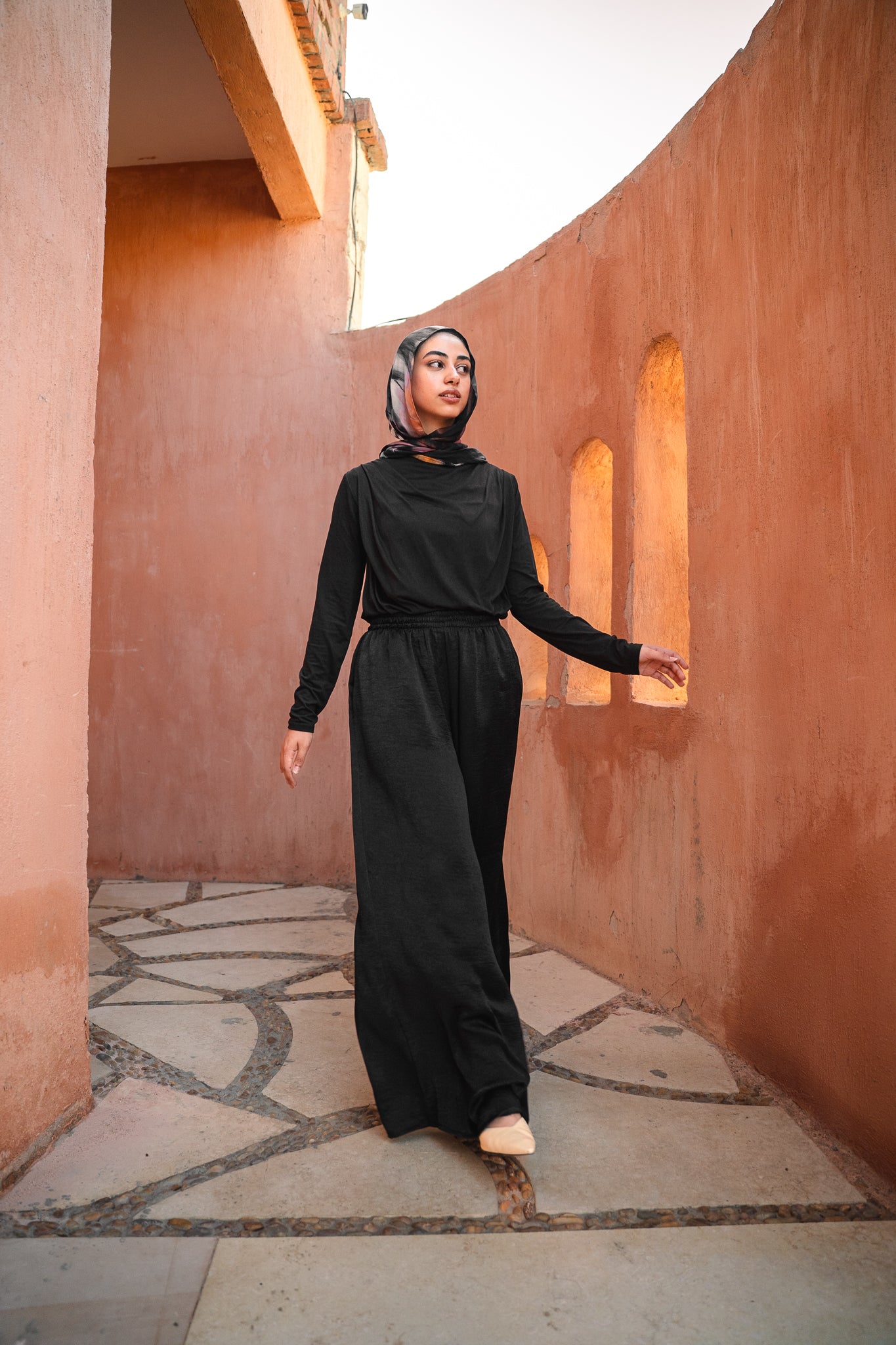 Sway Satin Pants - Black
