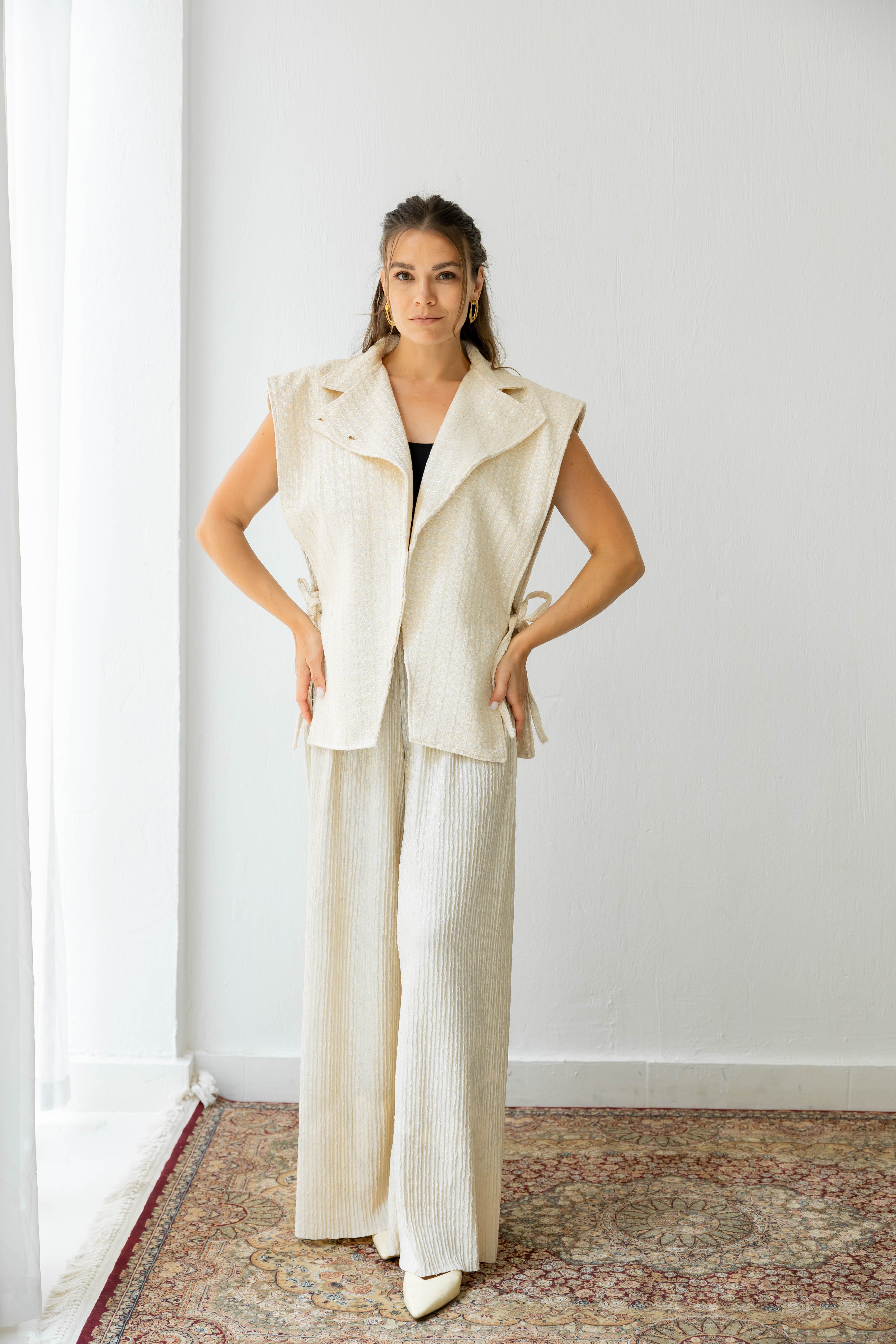 Our Icon Vest - Offwhite